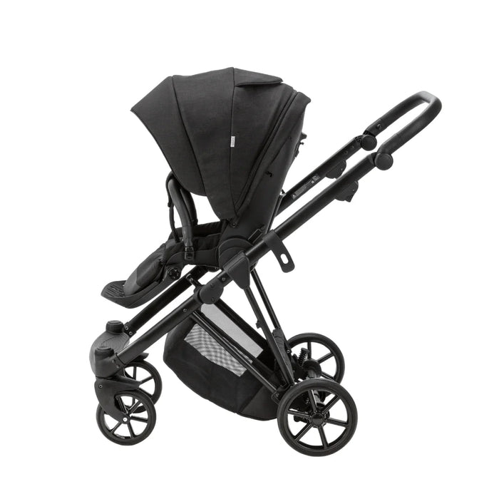 Bambini Prams Lyon Stroller