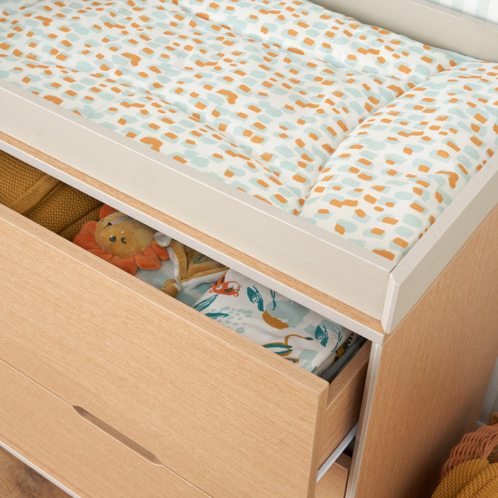 Hygge Chest with Changer in Light Oak & White Sand