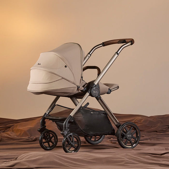 Silver Cross Reef 2 with First Bed Folding Carrycot