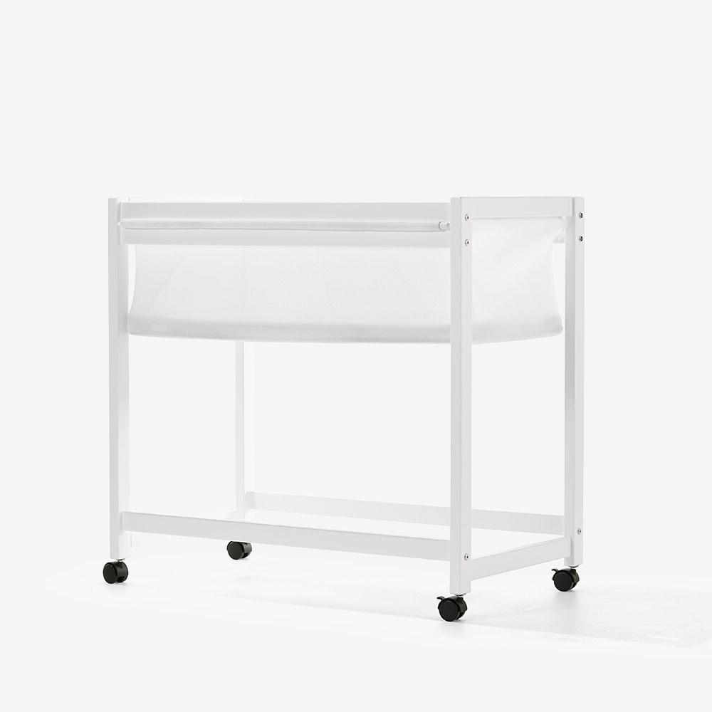 Tasman store essentials bassinet